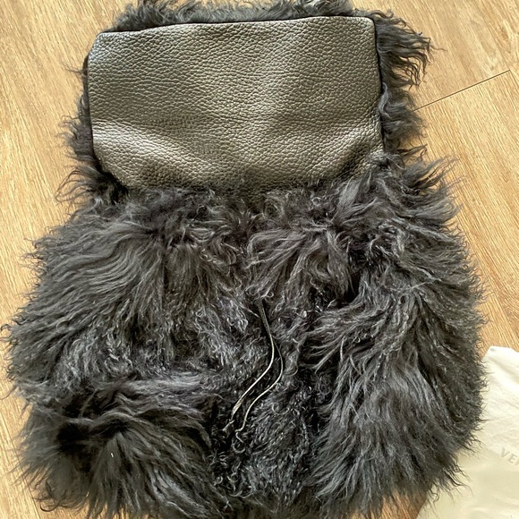 Auth Versace Mongolian fur backpack - Picture 2 of 9